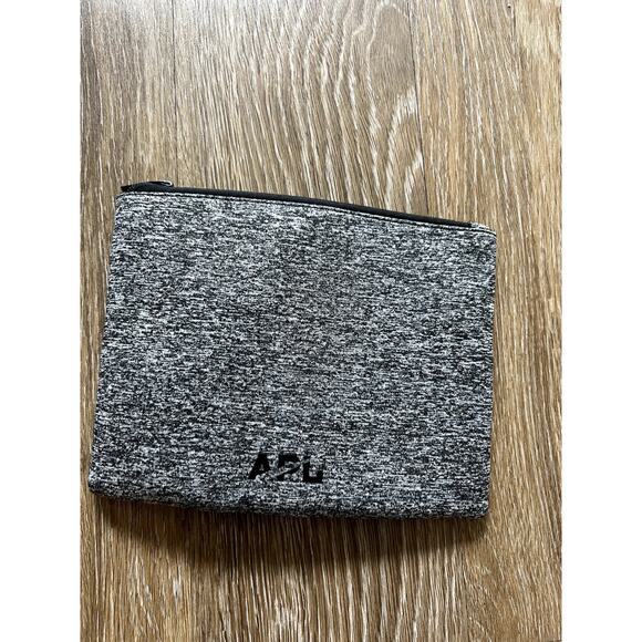 APL Athletic Propulsion Labs Heathered Gray Toiletry Makeup Bag Pouch - Picture 1 of 3